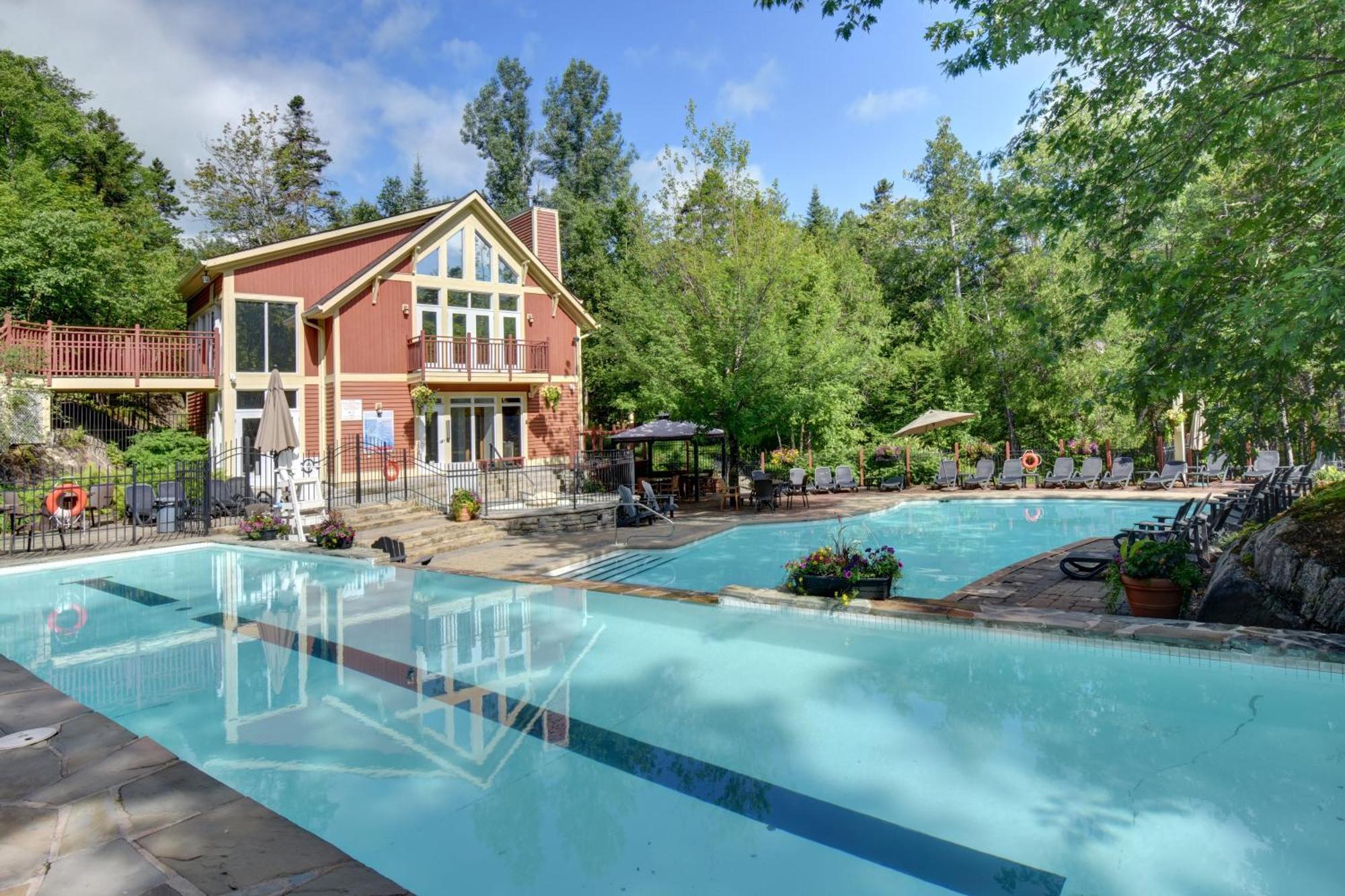 Rental Condo Tremblant-Les-Eaux モントランブラン エクステリア 写真